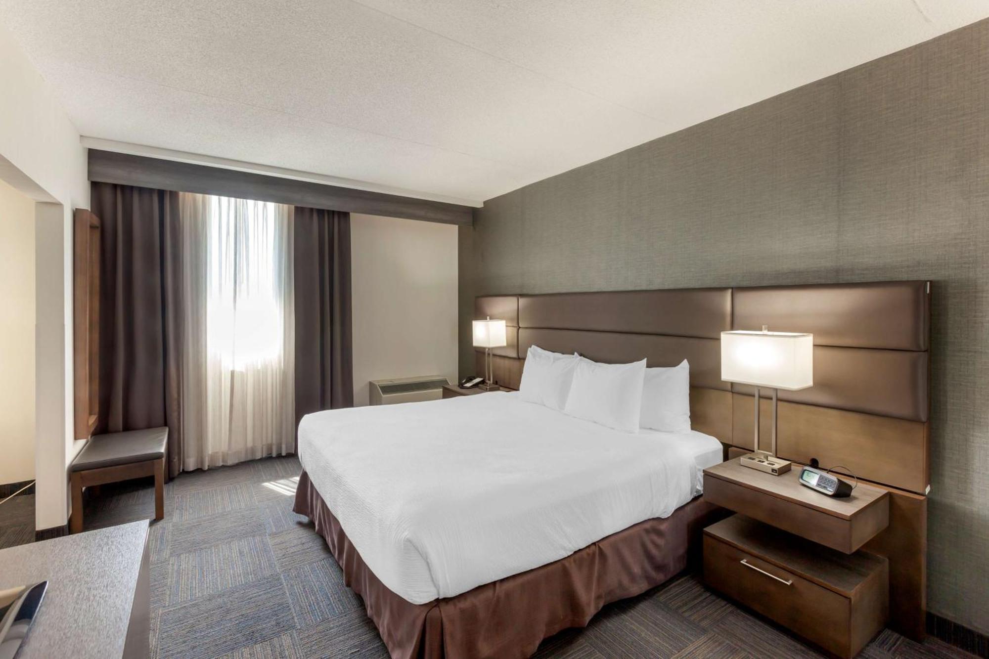 Best Western Plus Toronto Airport Hotel Mississauga Exteriér fotografie